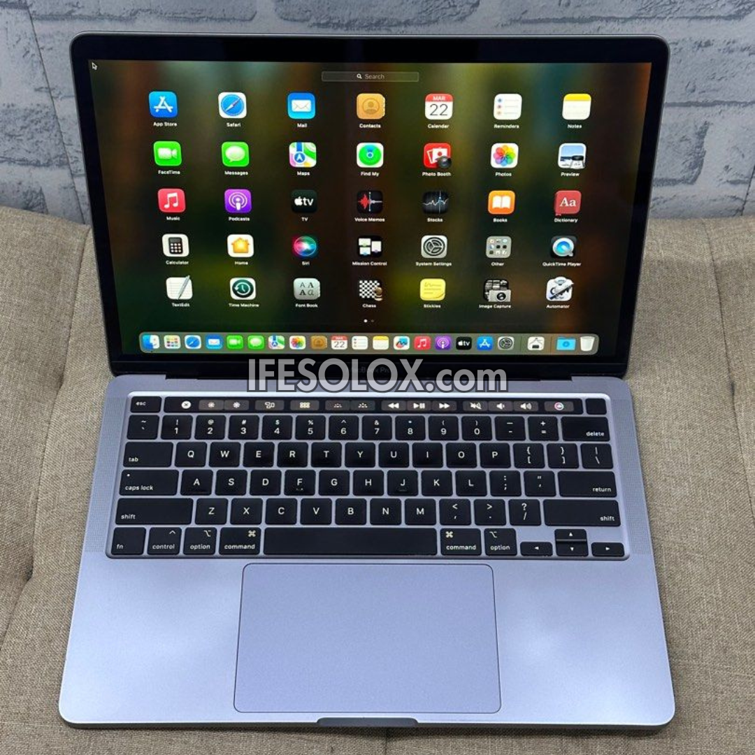 MacBook Pro 2020 13.3" Retina Display Laptop with Intel Core i7 8th Gen, 16GB DDR3 RAM, 256GB SSD - Foreign Used