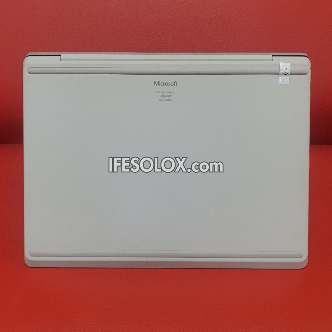 Microsoft Surface Laptop Go 1 12.4" TouchScreen with Keyboard, Intel Core i5 10th Gen, 8GB DDR4 RAM, 128GB SSD - Foreign Used