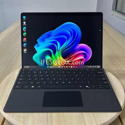Microsoft Surface Pro 11 13" Tablet with Flex Keyboard, Snapdragon X Plus, 16GB DDR5 RAM, 256GB SSD - Foreign Used