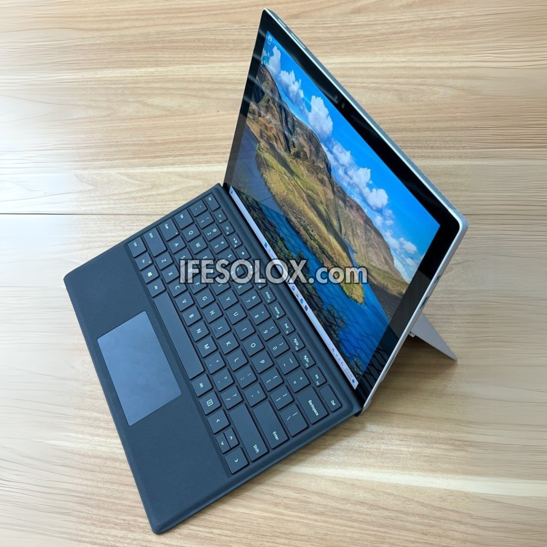 Microsoft Surface Pro 4 12.3" Tablet with Type Cover, Intel Core i5 6th Gen, 8GB RAM, 256GB SSD - Foreign Used