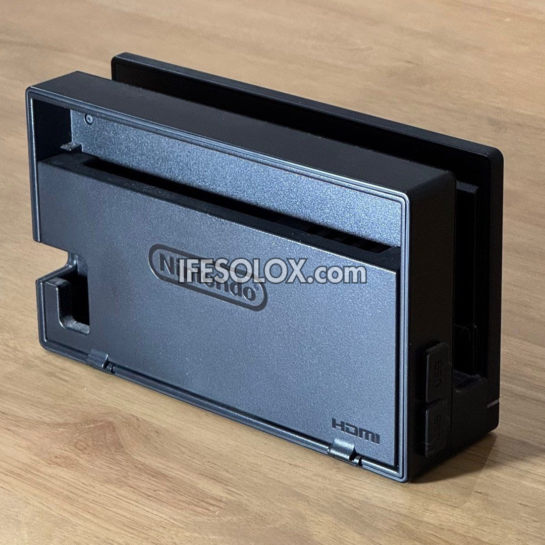 Nintendo Switch V1 Portable Video Game Console with 32GB Memory and 10 Games - Foreign Used