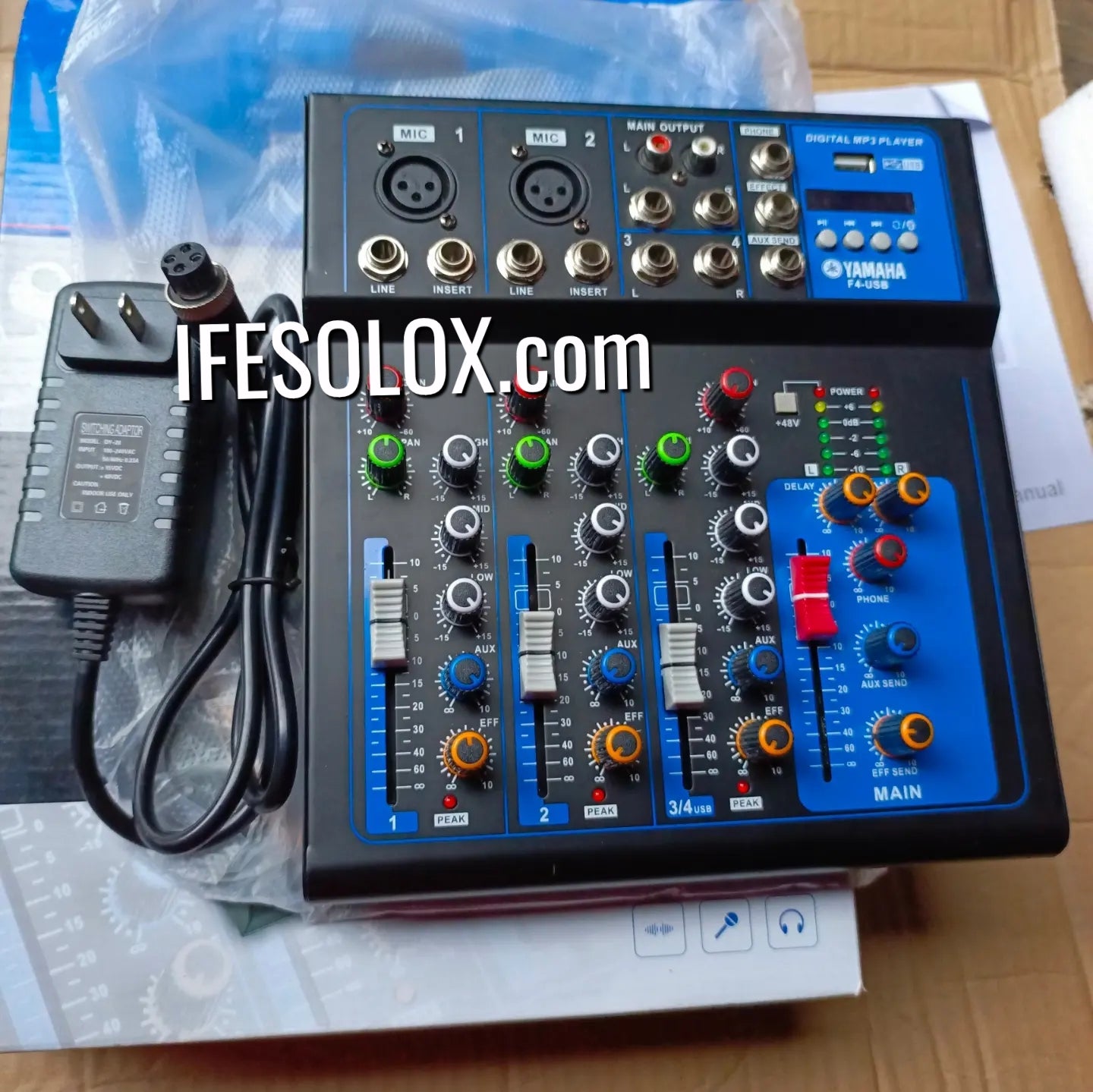 Professional F4 4-Channel Compact Stereo Mixer - front view