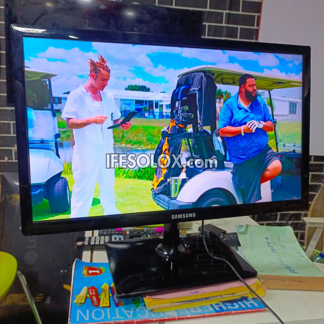 SAMSUNG 24 Inch LT24C350 Full HD LED TV (DC-14V Powered) - UK Used