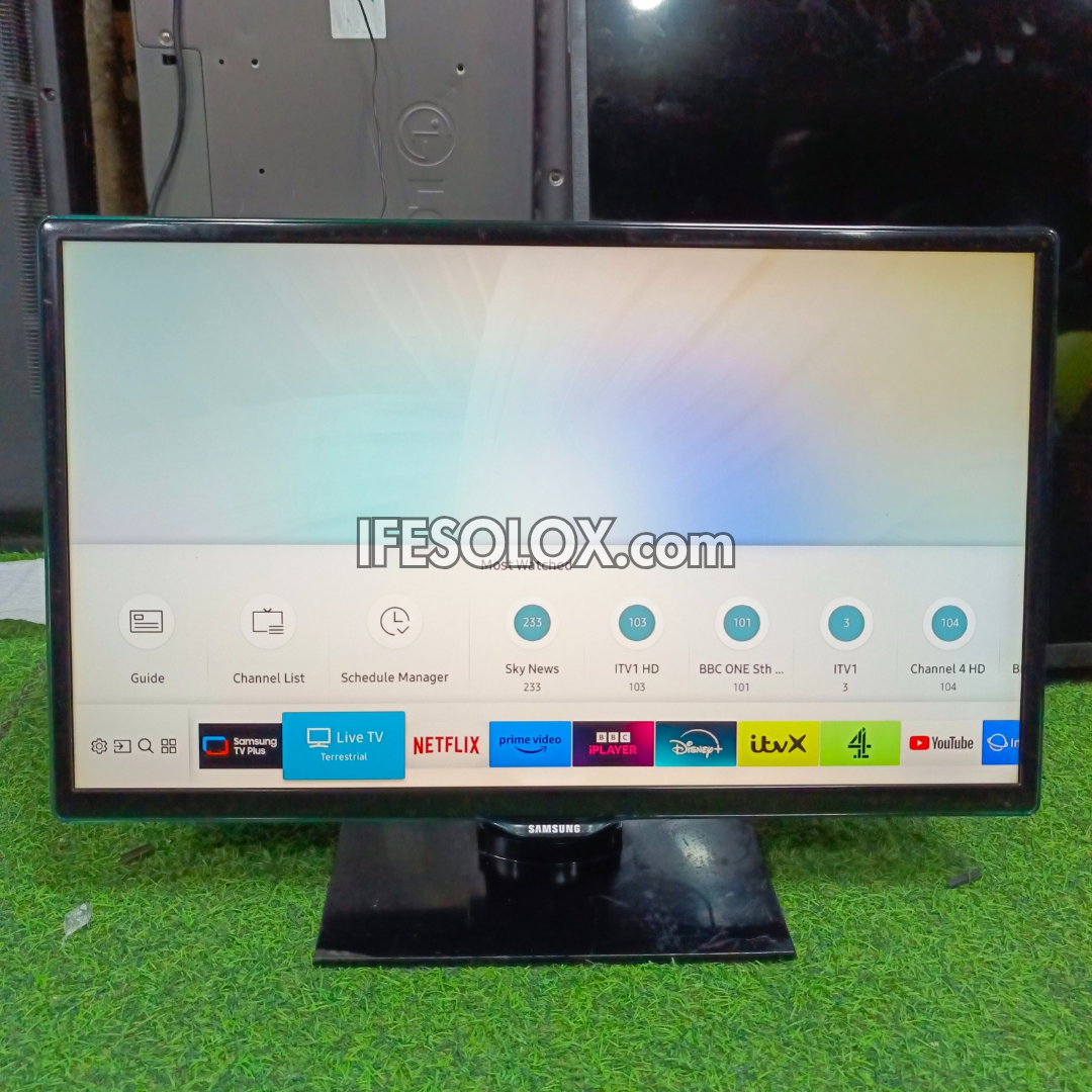 SAMSUNG 24 inch LT24H390SE Smart Full HD LED TV (WiFi, Miracast, Netflix, YouTube) - London Used