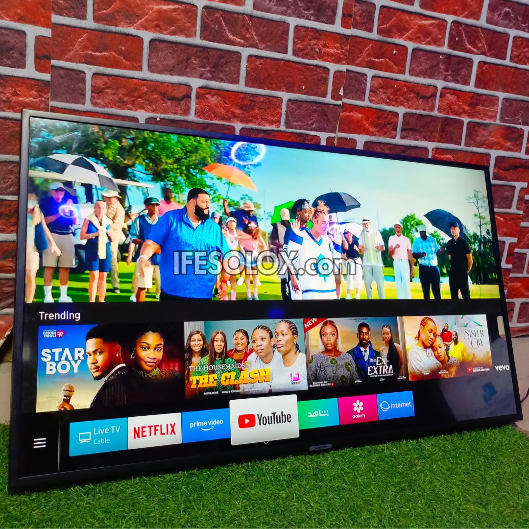 SAMSUNG 43 Inch UE43RU7179U 4K UHD Smart TV (Active HDR, Bluetooth, WiFi, Miracast, AirPlay) - Foreign Used