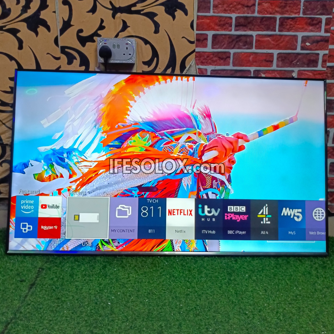 SAMSUNG 55 pouces UE55J5500 Series 5 Smart TV LED Full HD (WiFi intégré, Miracast) - Utilisé au Royaume-Uni 