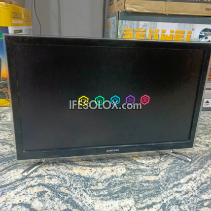 SAMSUNG 22 Inch UE22F5400AK Series 5 Smart Full HD LED TV (DC14V) + WiFi, YouTube, Miracast - UK Used