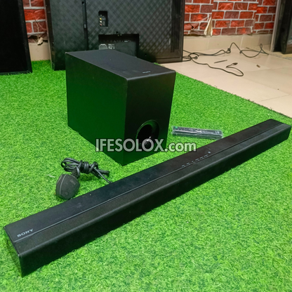 Barre de son Bluetooth compacte SONY HT-CT80 2.1 canaux 80 W avec caisson de basses filaire (entrée auxiliaire, optique, USB) - Occasion étrangère