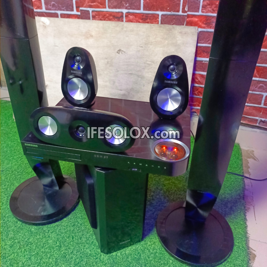 Samsung BULB HT-F6530 5.1Ch 1000watts Tallboy Blu-ray 3D Smart Bluetooth Home Theater Complete Set - Foreign Used