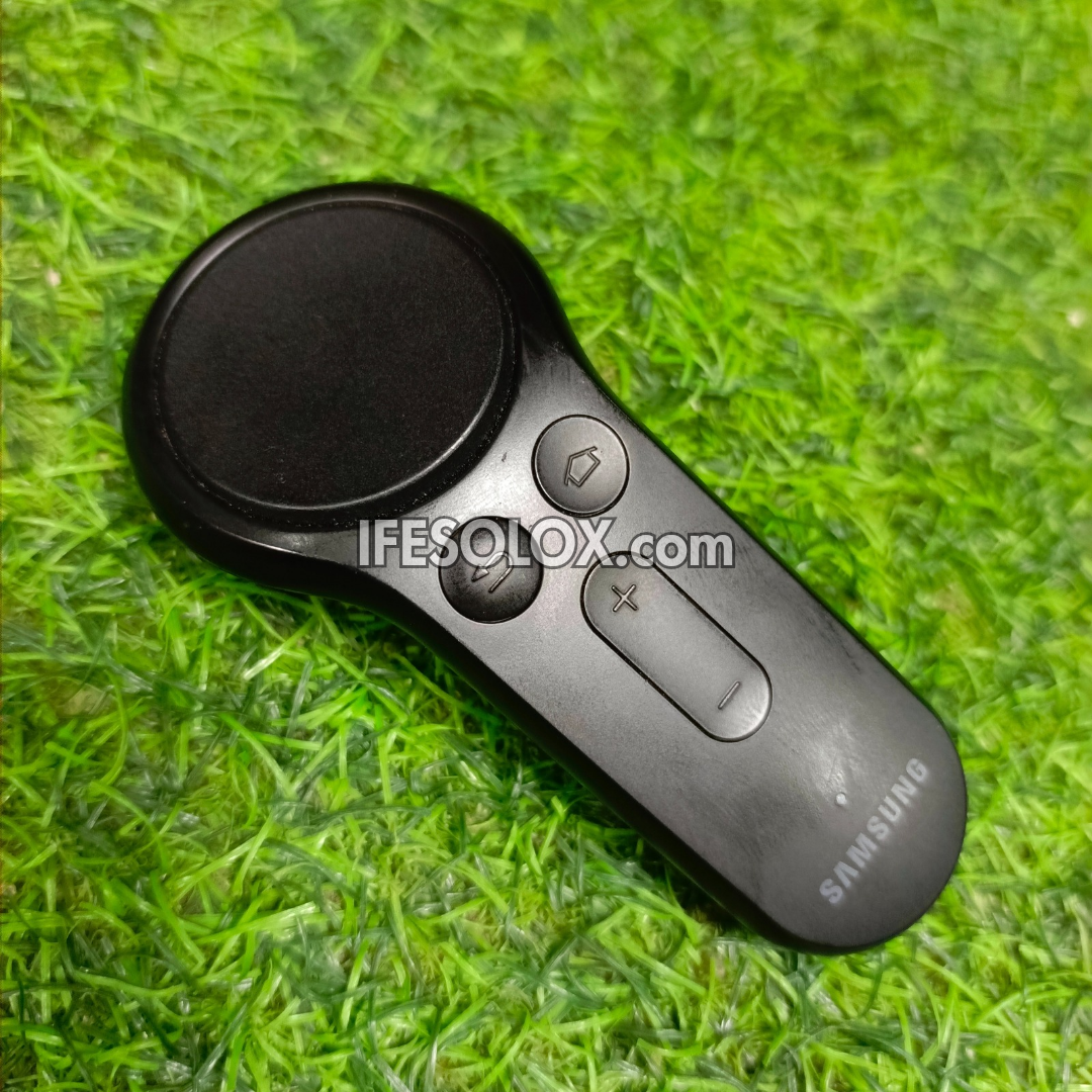 Samsung Gear VR Remote Control - Follow come