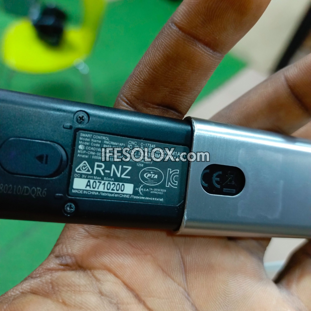 Samsung Magic Remote (RMCRMM1AP1) for QLED, Neo-QLED and OLED Samsung Smart TVs - Follow come