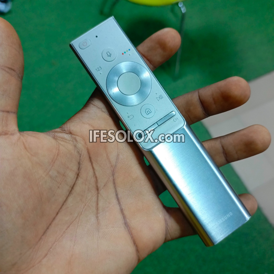 Samsung Magic Remote (RMCRMM1AP1) for QLED, Neo-QLED and OLED Samsung Smart TVs - Follow come