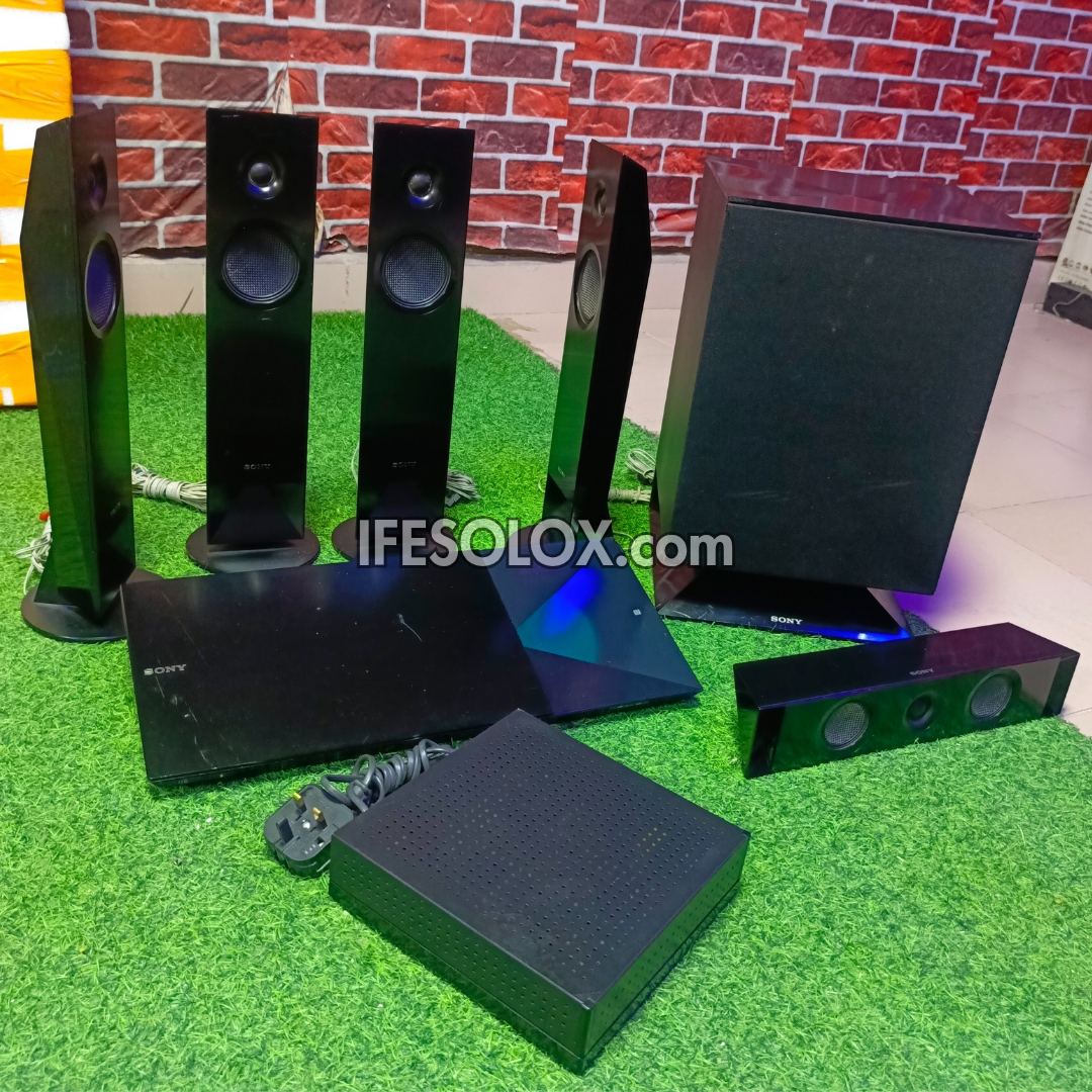 Sony BDV-N7100W 5.1Ch 1200W Smart Bluetooth Blu-ray 3D Dwarf DVD Home Theater with Wireless Rear Speakers (WiFi, Miracast) - London Used