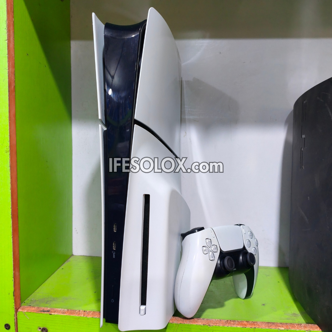 Sony PlayStation 5 (PS5) Slim Game Console with 1TB SSD, DualSense Controller and 6 Game Titles - Foreign Used