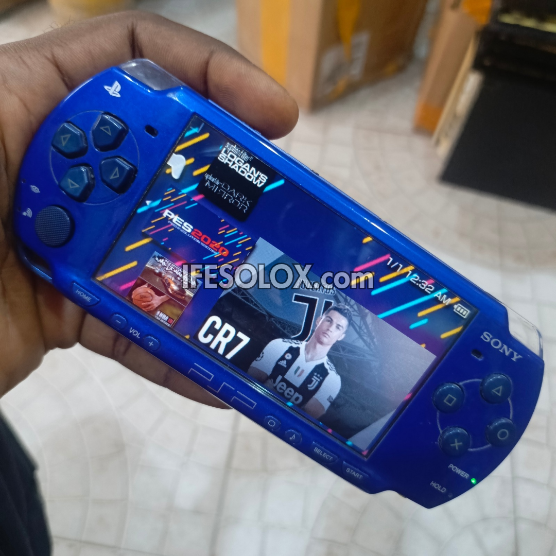 Sony PlayStation Portable PSP 2000 series Slim Game Console with 16GB Memory Stick and 15 Games (Blue) - Foreign Used