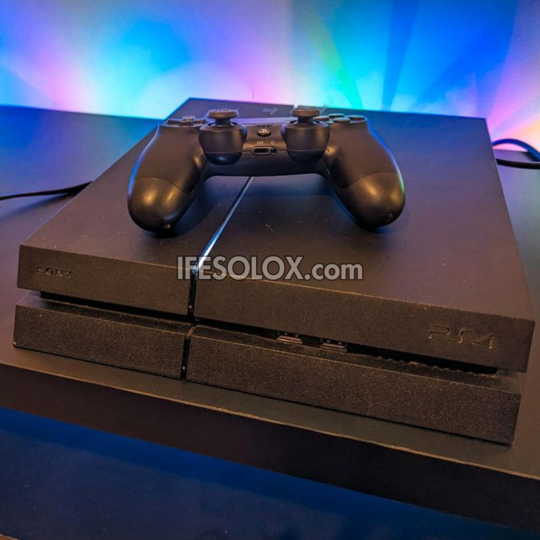 Sony Playstation 4 PS4 500GB Game Console with 1 DUALSHOCK 4