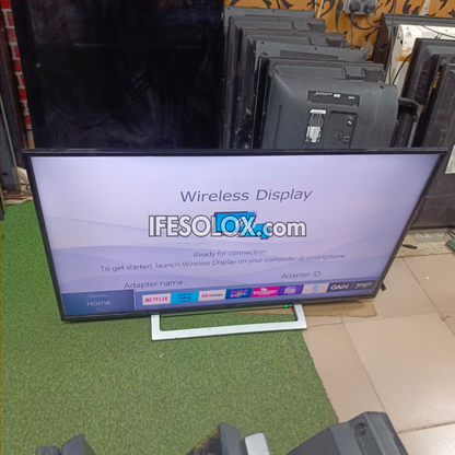TOSHIBA 50 Inch Smart 4K UHD LED TV (Built-in WiFi, Wireless Display) - London Used