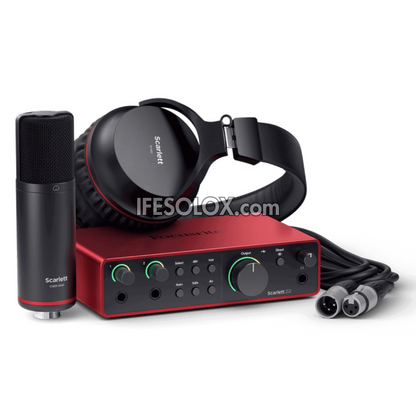 Focusrite Scarlett 2i2 4th Gen Studio with USB Audio Interface, Headphone, Microphone & XLR Cable - Brand New