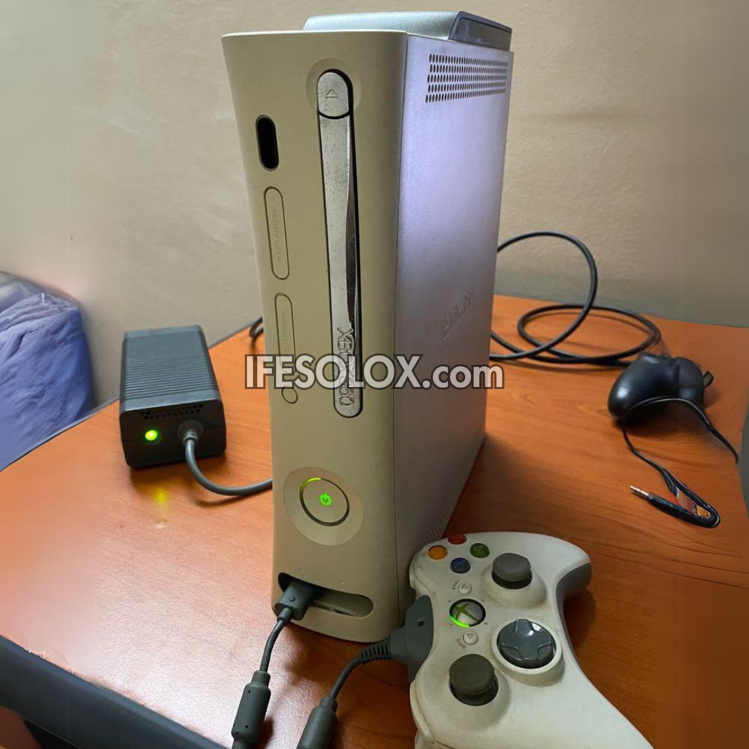 Microsoft XBOX 360 Pro 60GB Game Console Complete Set with 2 Wired Controller and 5 Titles - Foreign Used