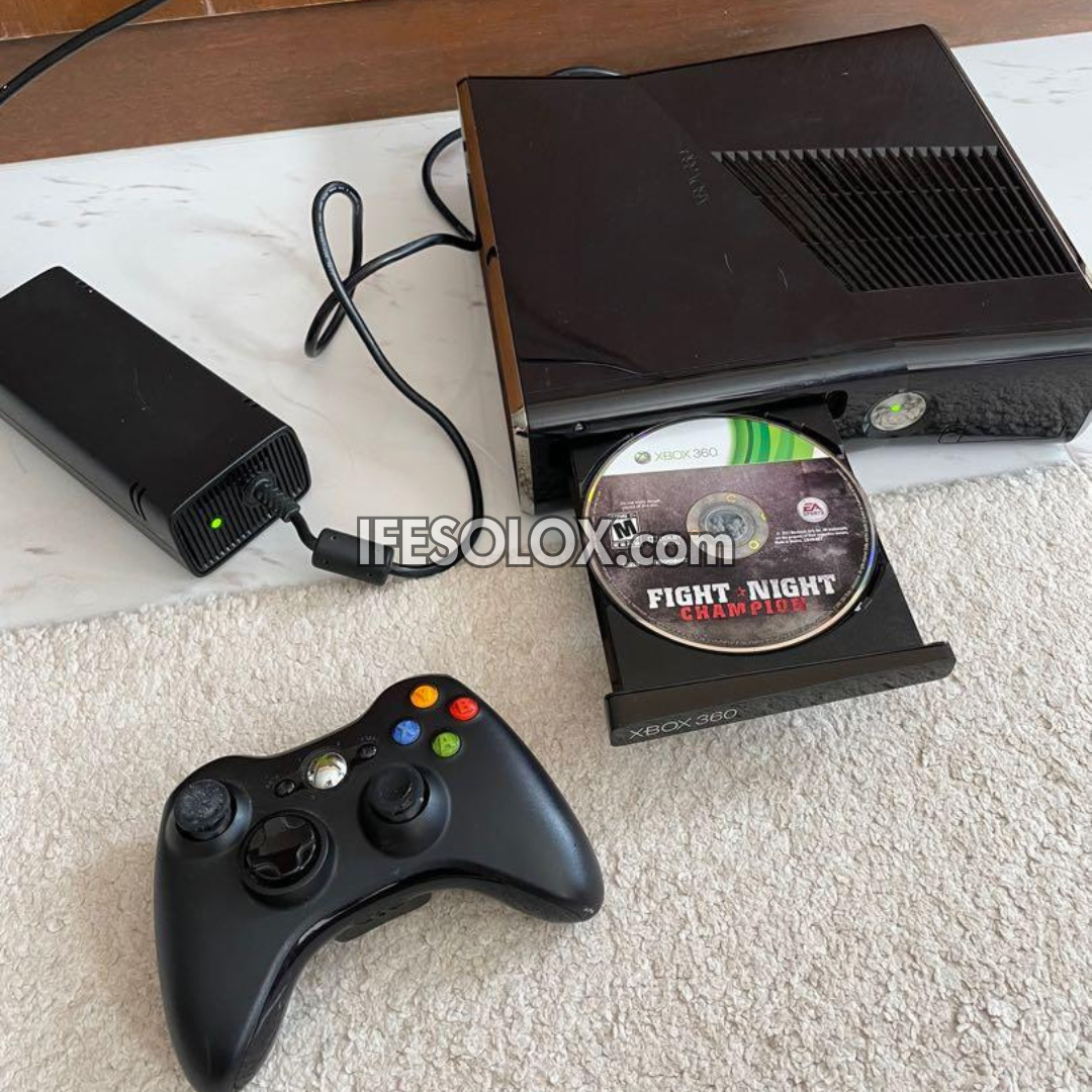 Microsoft XBOX 360 Slim 250GB Game Console Complete Set with 1 Wireless Controller (No HACK) - Foreign Used