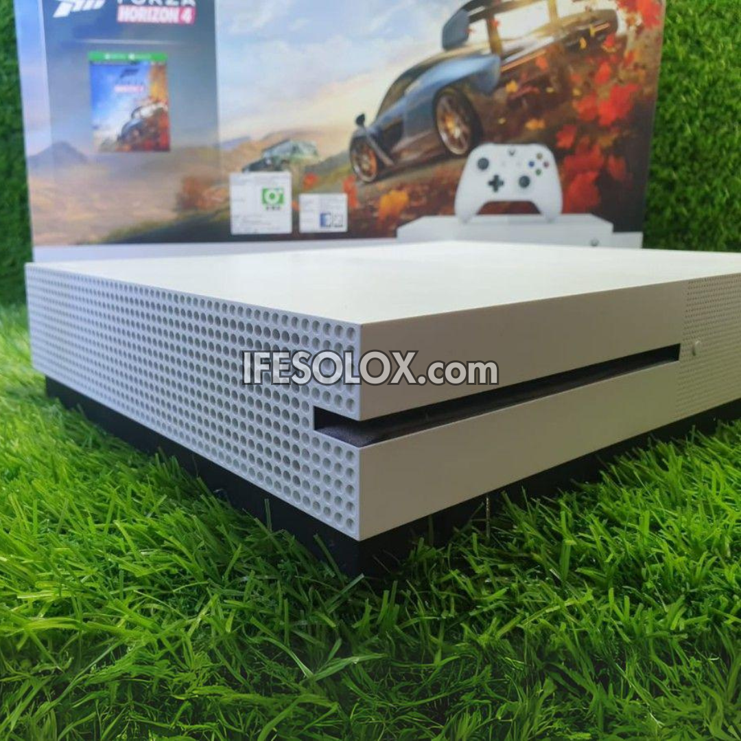 Microsoft XBOX ONE S 500GB Game Console Complete Set with 1 Wireless Controller - Foreign Used