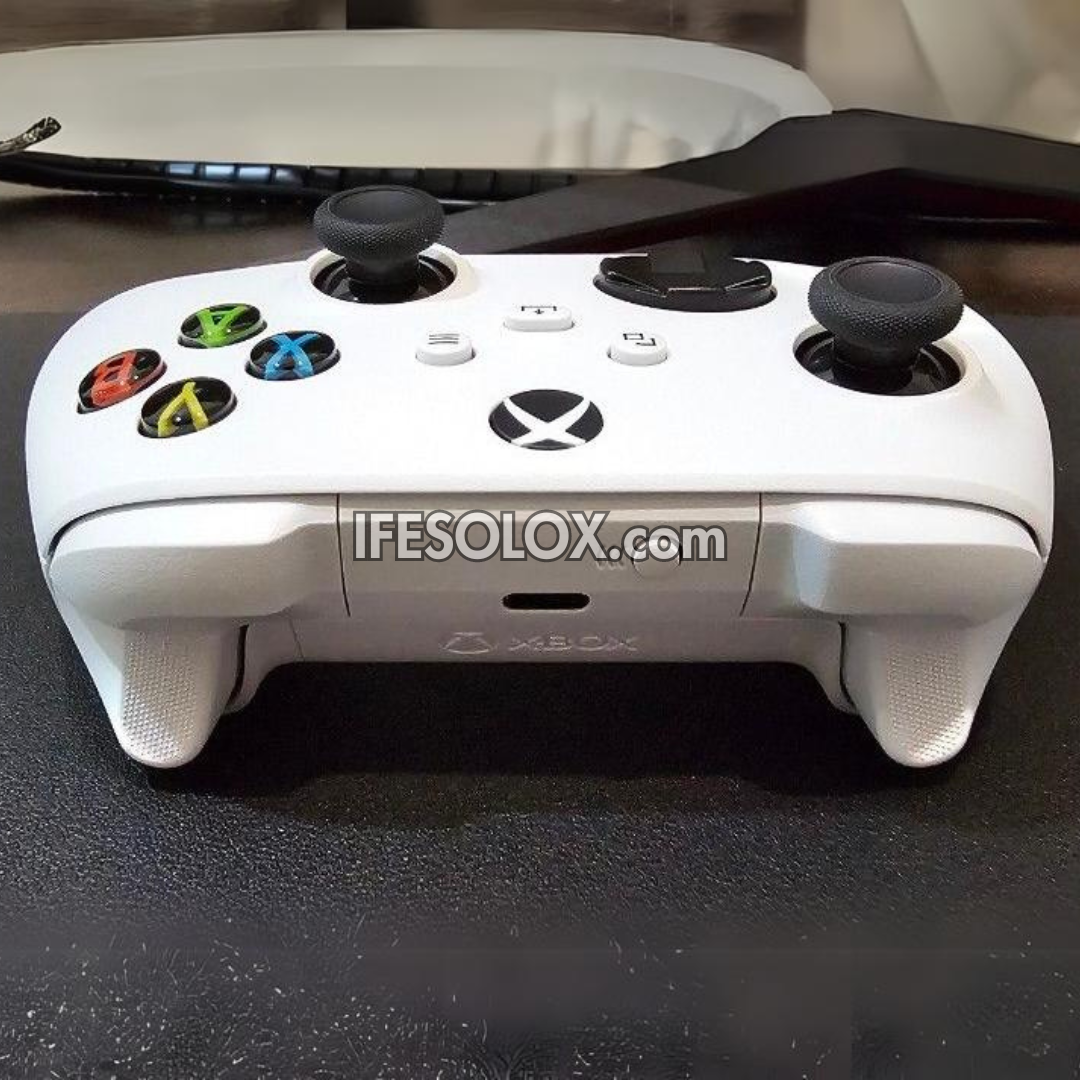 Microsoft XBOX Series S|X Wireless Controller (ROBOT WHITE) - Brand New