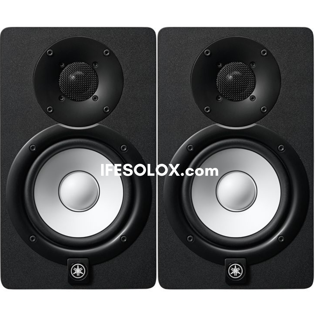 Yamaha HS5 Dual (2-Way) 5" 70W Bass Reflex Bi-amplified Near Field Active Studio Monitors (Black) - Brand New