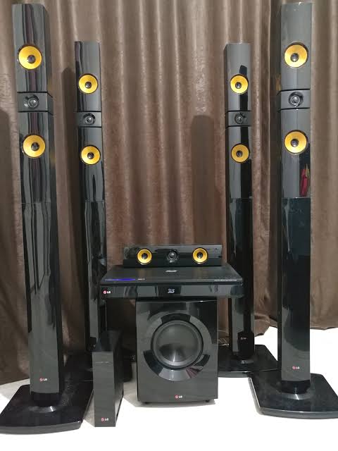 LG BH9530TW 9.1Ch 1460W Smart 4K Bluetooth 3D Blu-ray DVD Home Cinema System (WiFi, Miracast) - Foreign Used