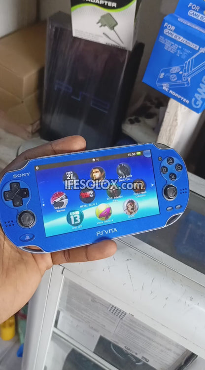 PlayStation VITA PCH-1000 Series Game Console + 32GB Memory Stick and 10 Games (Blue) - Foreign Used