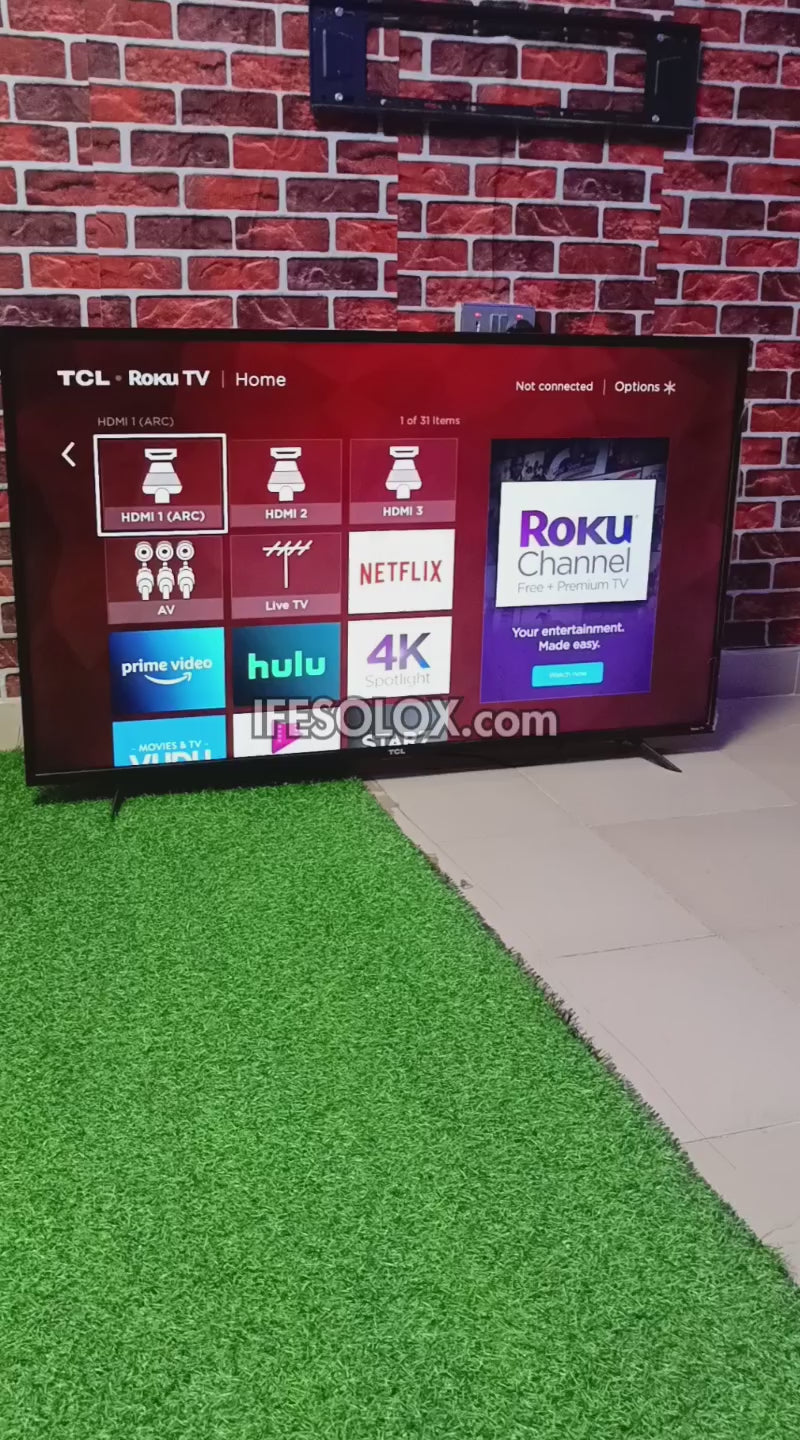 TCL 55 inch 55S405 4K UHD HDR Roku Smart TV (WiFi, Screen Mirroring, AirPlay) - Foreign Used