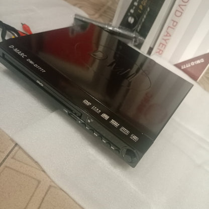 Lecteur DVD multi-lecture DMARC DMI-D7777 + dernière mémoire, emplacements USB et SD - Tout neuf