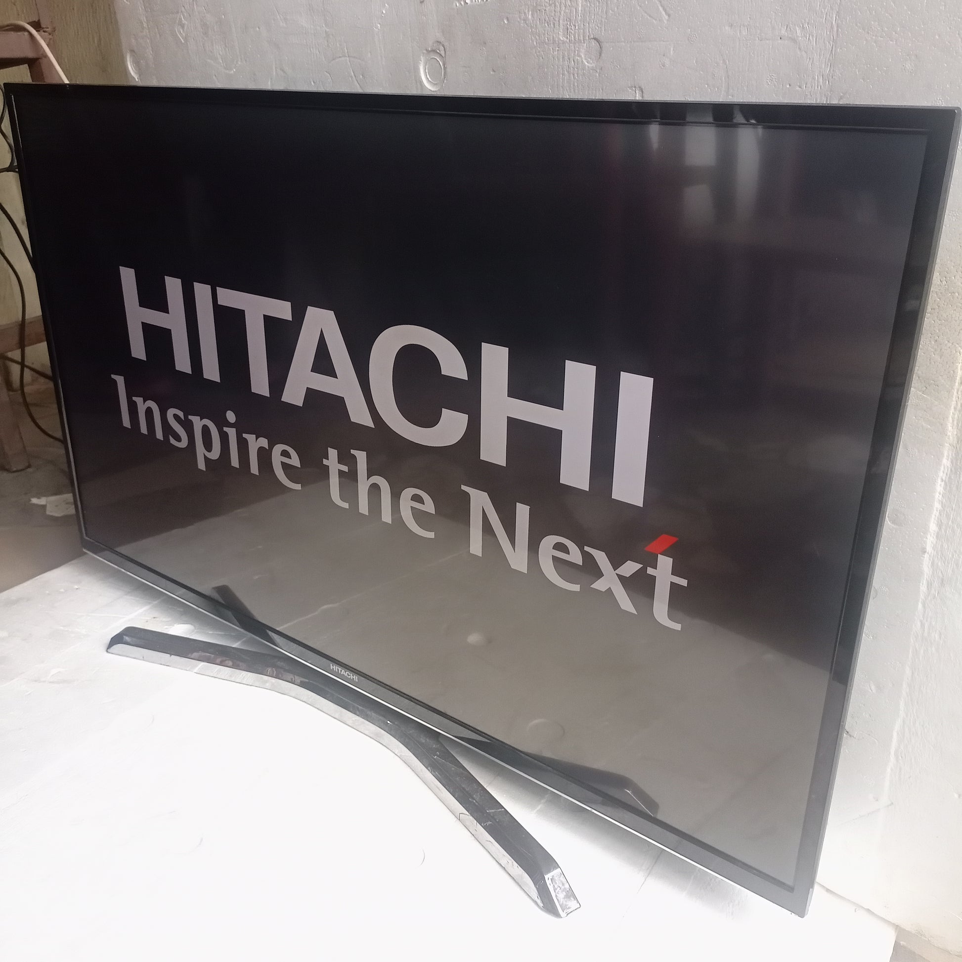 Hitachi 43 Inch 43HK25T74U Smart 4K UHD LED TV - Front View