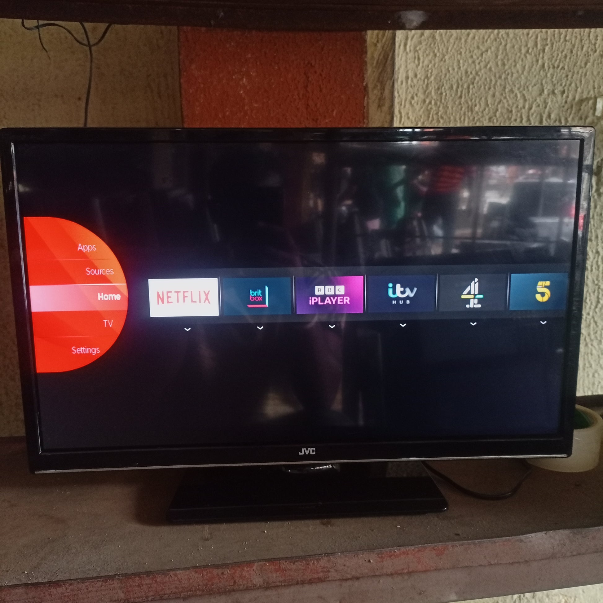 JVC 24 inch LT-24C685 Smart Full HD LED TV (DVD Combo) + Built-in WiFi - Front View