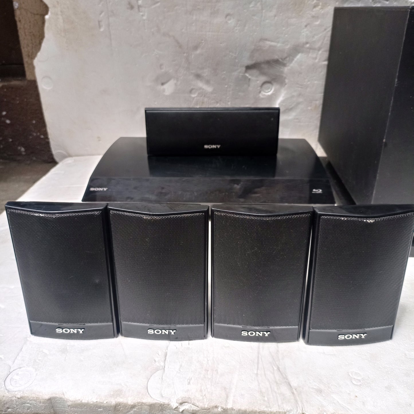 Sony BDV-E380 5.1Ch 1000Watts Smart 3D Blu-ray DVD Home Theater System (Netflix, YouTube) - London Used