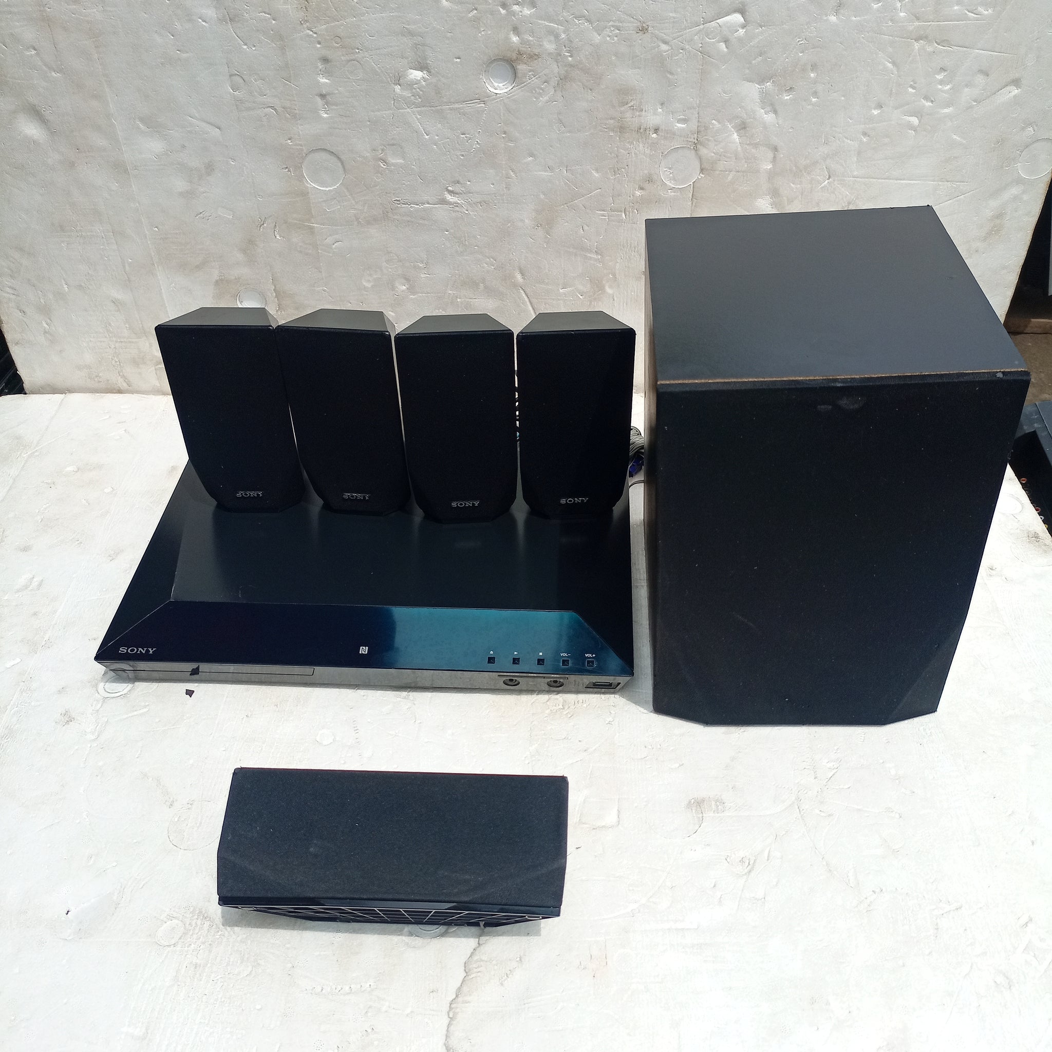 Sony BDVE2100 5.1Ch Smart Bluetooth Bluray 3D DVD Home Cinema System
