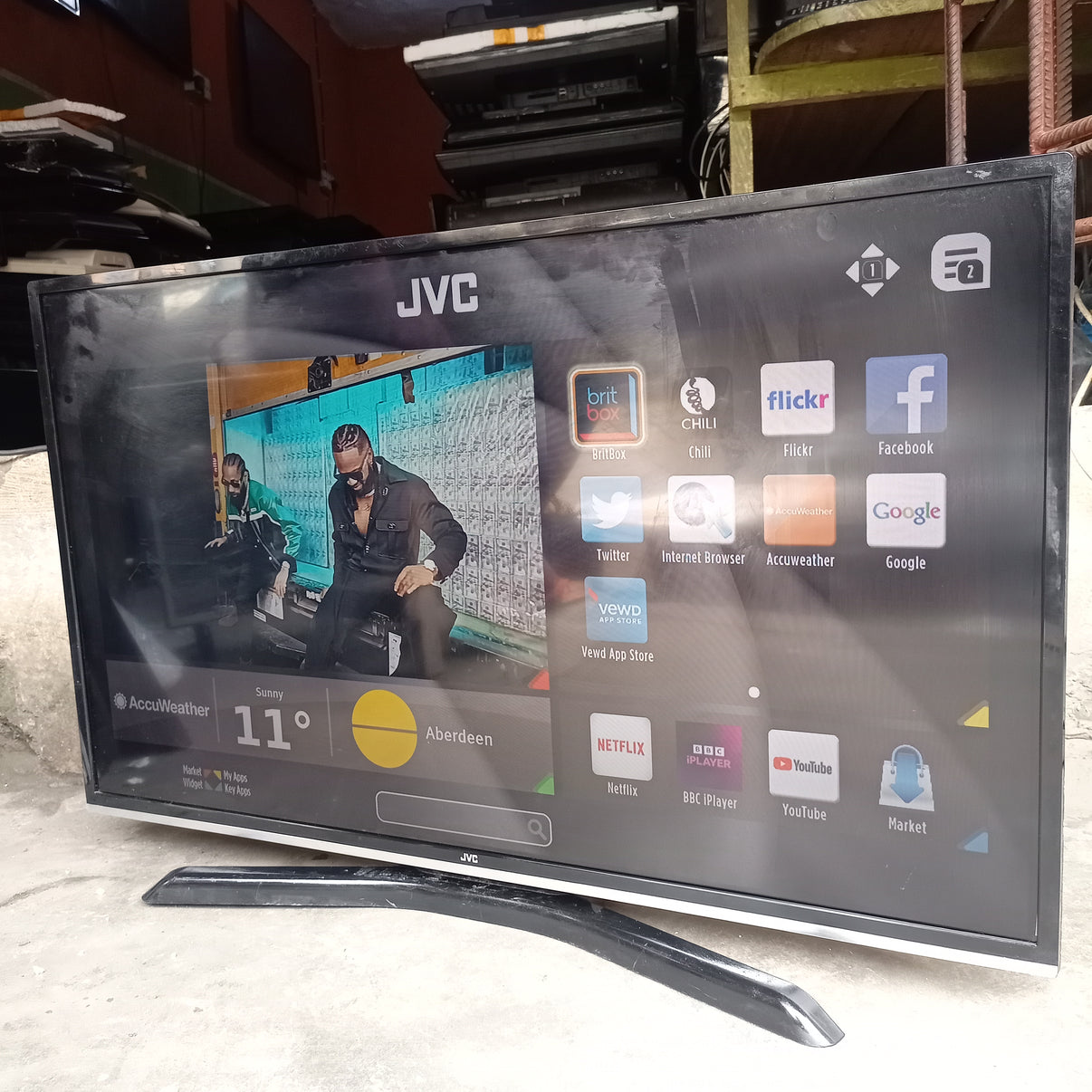 JVC 40 Inch LT-40C750 Built-in WiFi Smart Full HD LED TV + Netflix, Yo ...