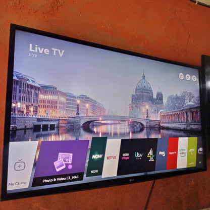 LG 43 Inch 43UH620V Series UHD 4K IPS Display webOS Smart TV (Built-in WiFi, Miracast) - UK Used