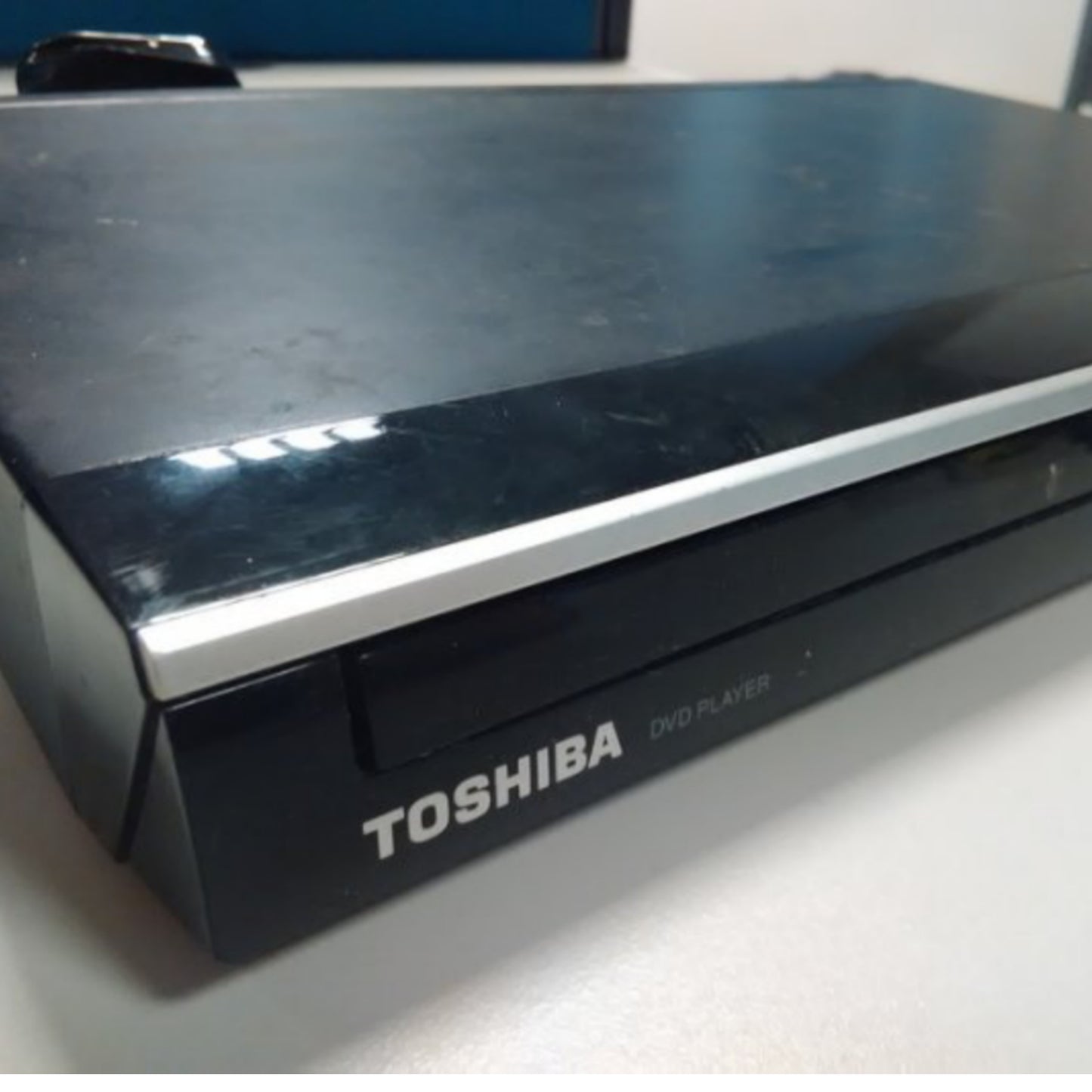 UK Used TOSHIBA SD1015KB High Quality DVD Player Closer View