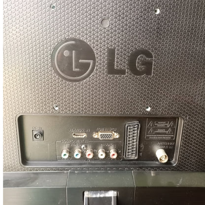 22 inch LG M2232D input connections