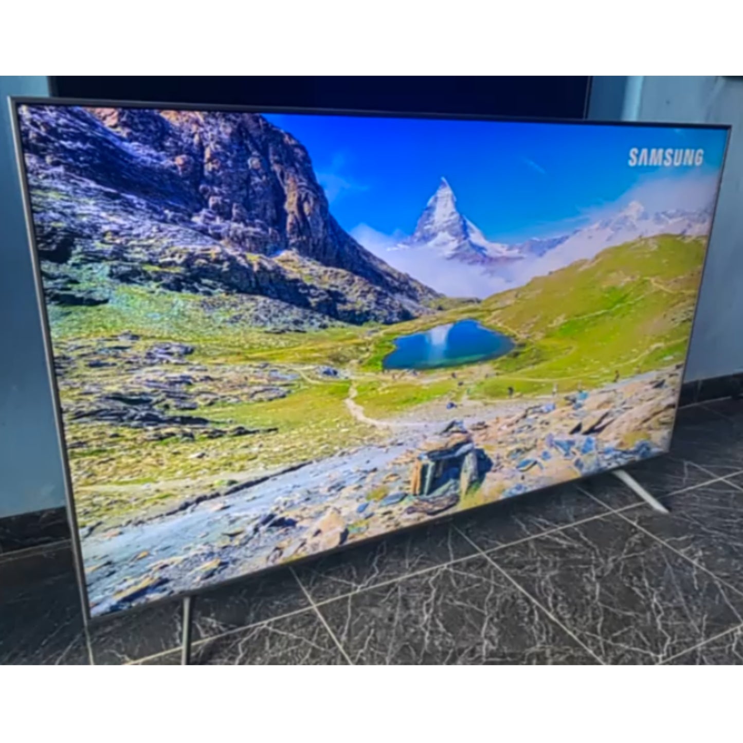 SAMSUNG 65 Inch 2020 model UE65TU7100 Series 4K UHD HDR10+ Crystal Smart TV + Apple TV - UK Used