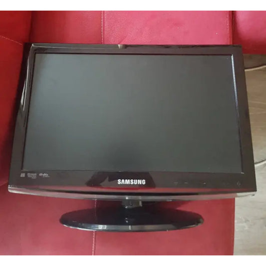 SAMSUNG 19 Inch LE19C450E1W LCD TV + USB - London Used